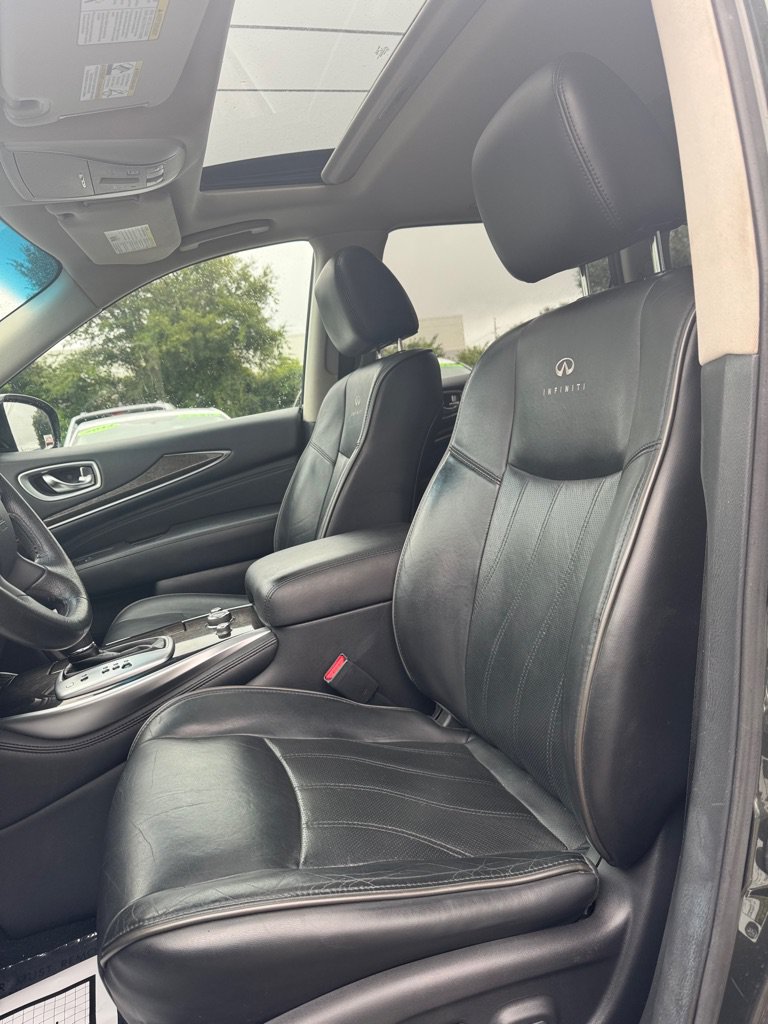 Used 2013 INFINITI JX35 AWD w/ Premium Pkg image 9