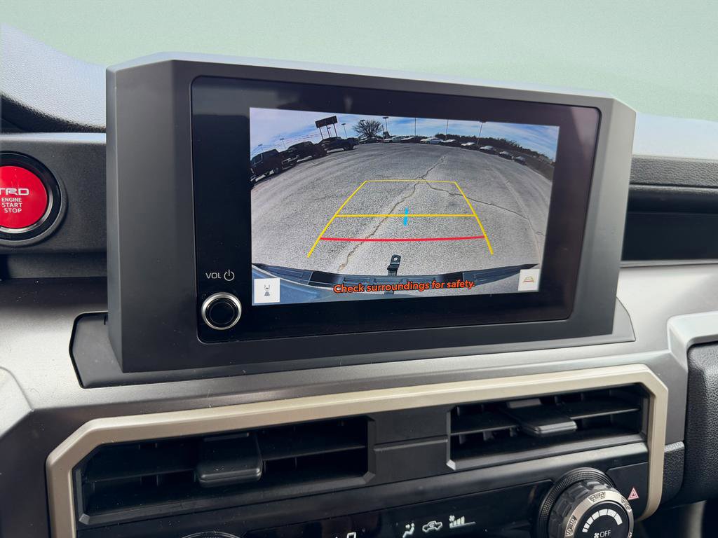 Used 2025 Toyota Tacoma TRD Off-Road image 24