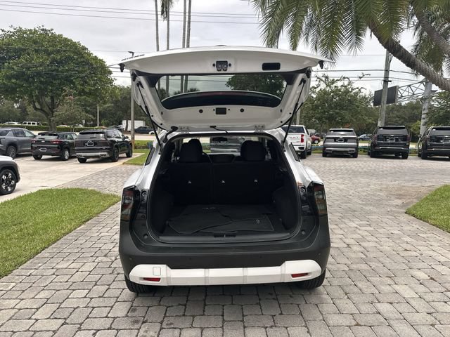 Used 2025 Nissan Kicks SV FWD image 28