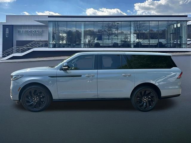 New 2026 Lincoln Navigator L Reserve AWD/4WD image 4