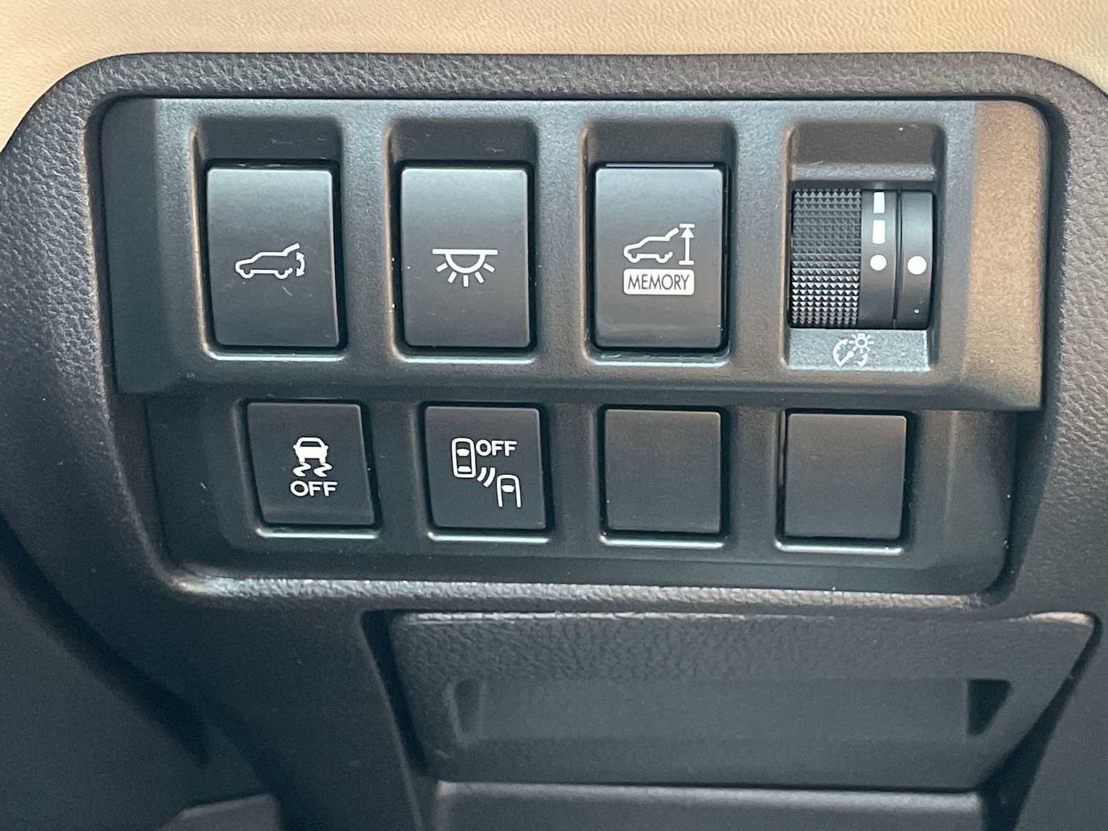 Used 2020 Subaru Ascent Touring w/ Popular Package #2A image 27