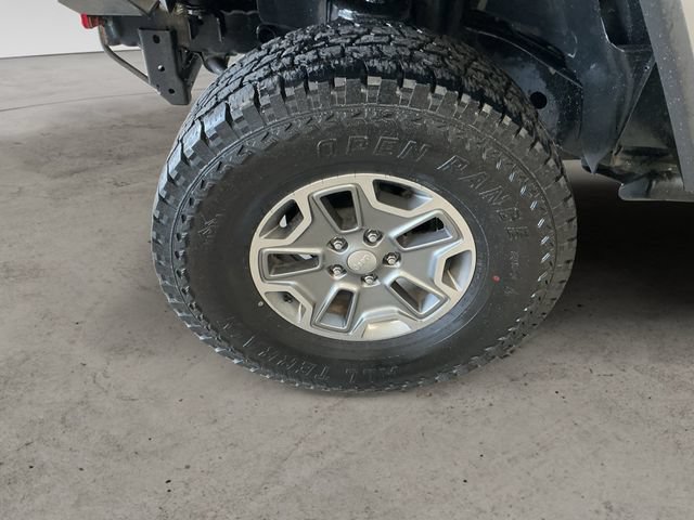 Used 2018 Jeep Wrangler Unlimited Rubicon w/ Cold Weather Group AWD/4WD image 14