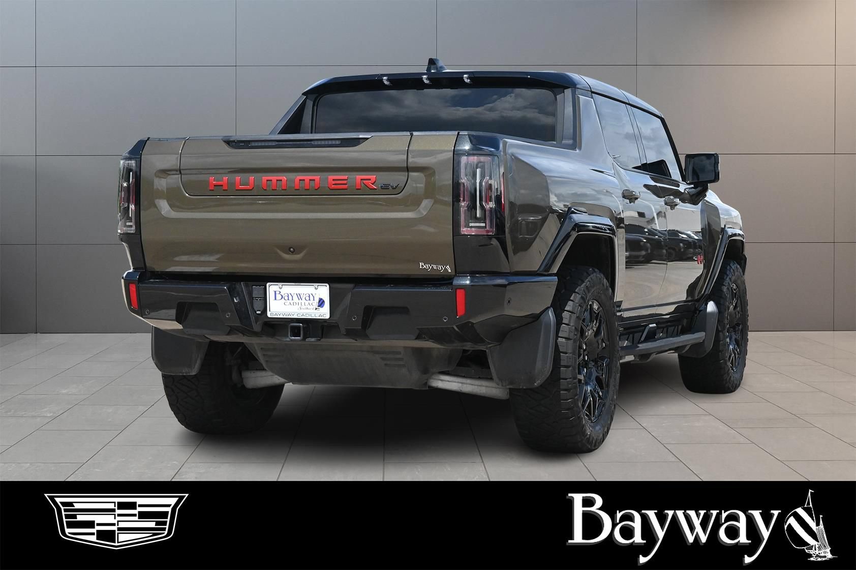 Used 2025 GMC Hummer EV 2X w/ LPO, Sport Package AWD/4WD image 5