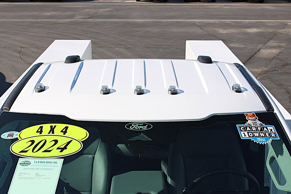 Used 2024 Ford F550 4x4 Regular Cab Super Duty image 17