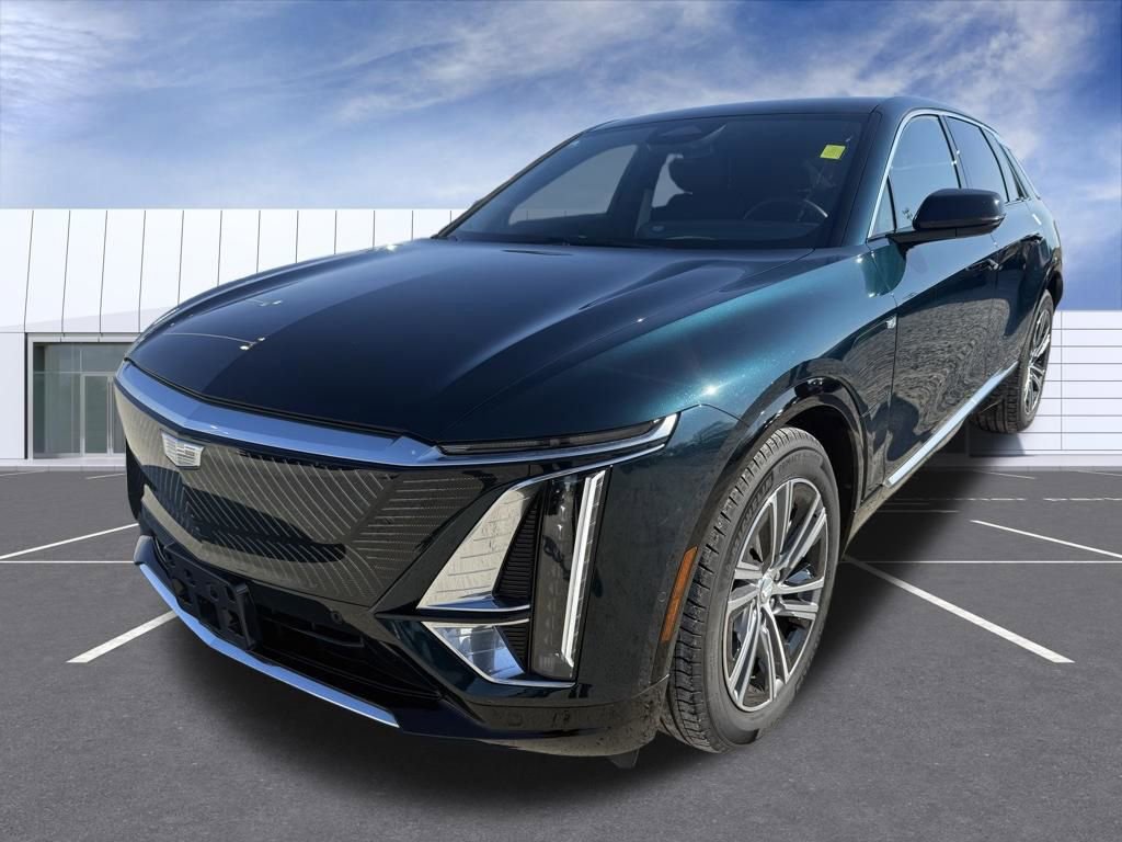 Certified 2024 Cadillac Lyriq Luxury w/ LPO, Floor Liner Package image 6