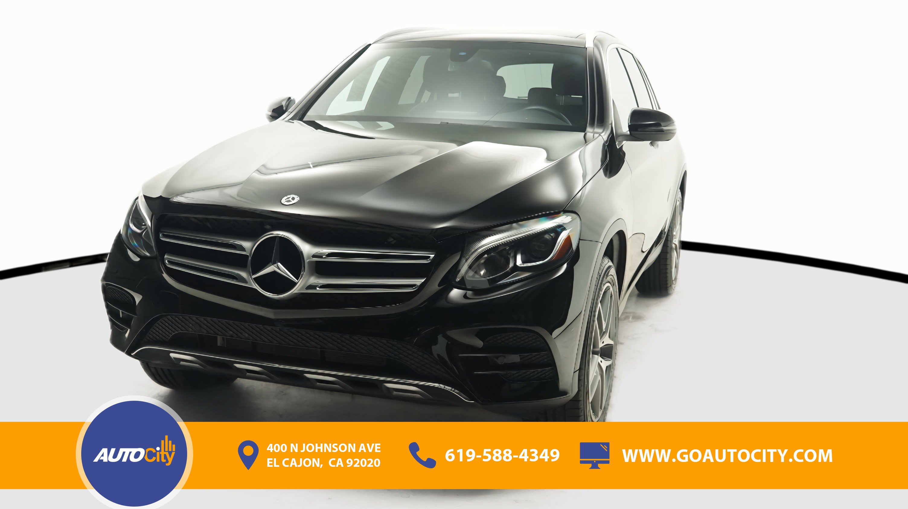 Used 2019 Mercedes-Benz GLC 300 4MATIC image 1