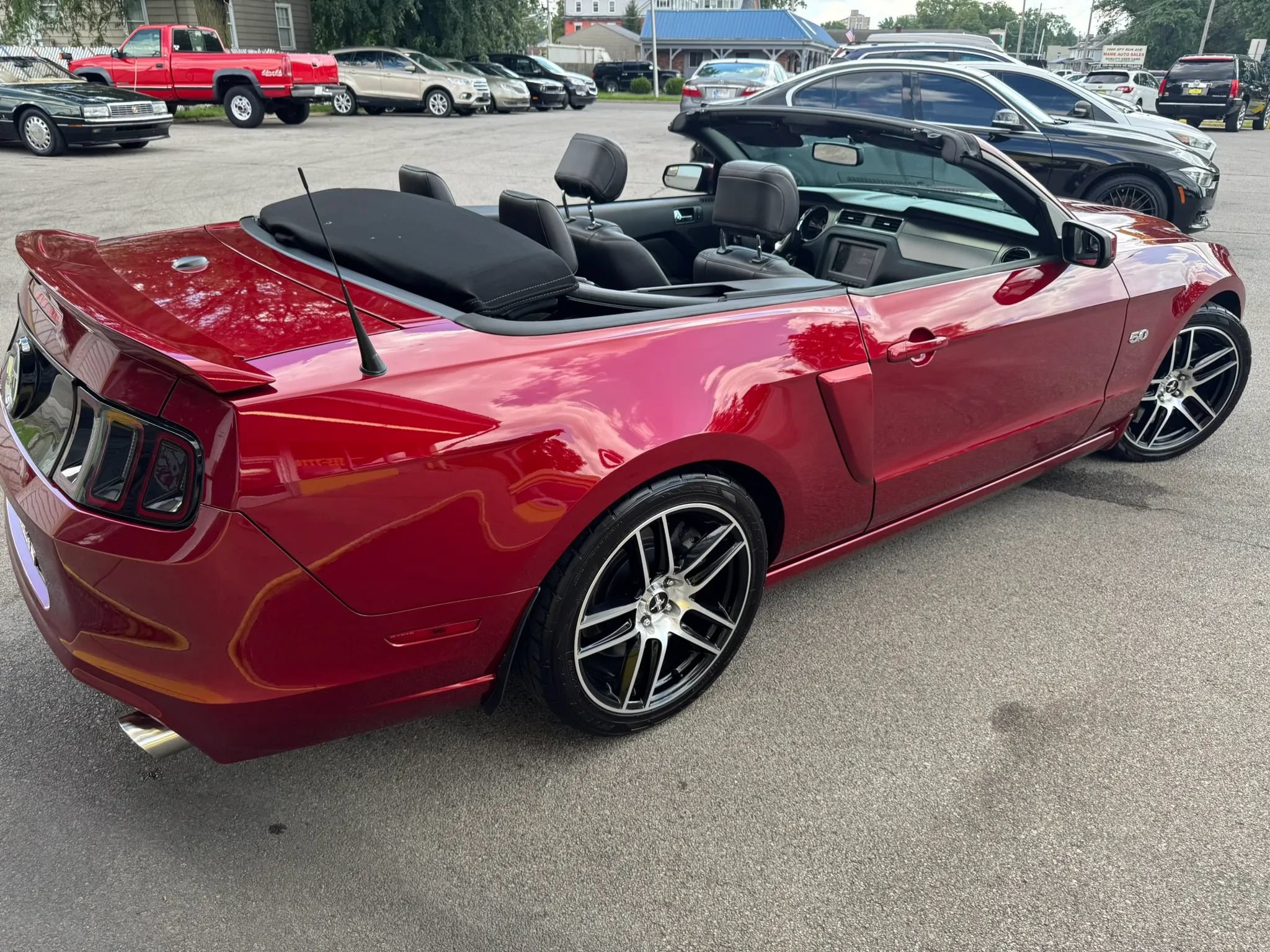 Used 2014 Ford Mustang GT Premium w/ Electronics Package RWD image 27