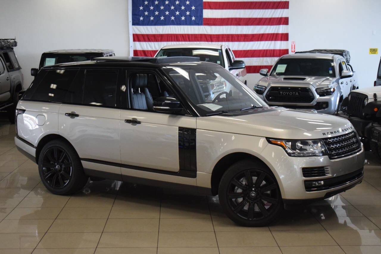 Used 2017 Land Rover Range Rover Supercharged image 2
