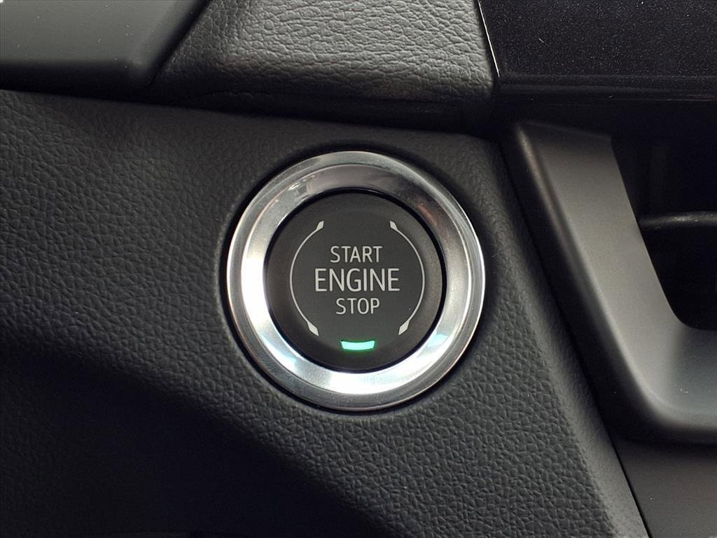 New 2026 Cadillac CT4 Luxury image 17