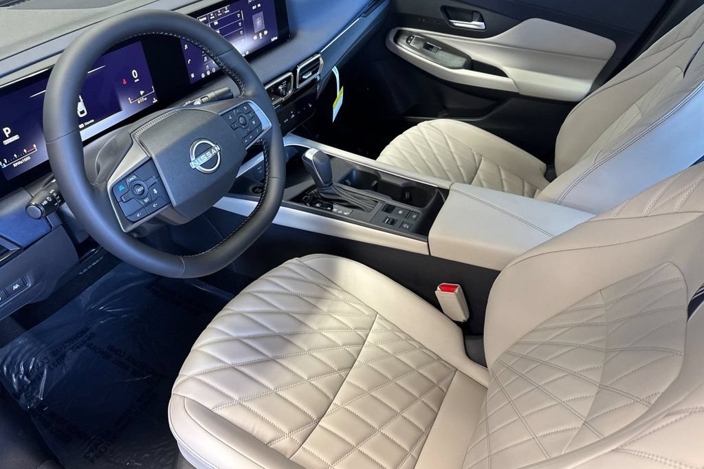 New 2026 Nissan Sentra SL w/ Floor Mat Package FWD image 7