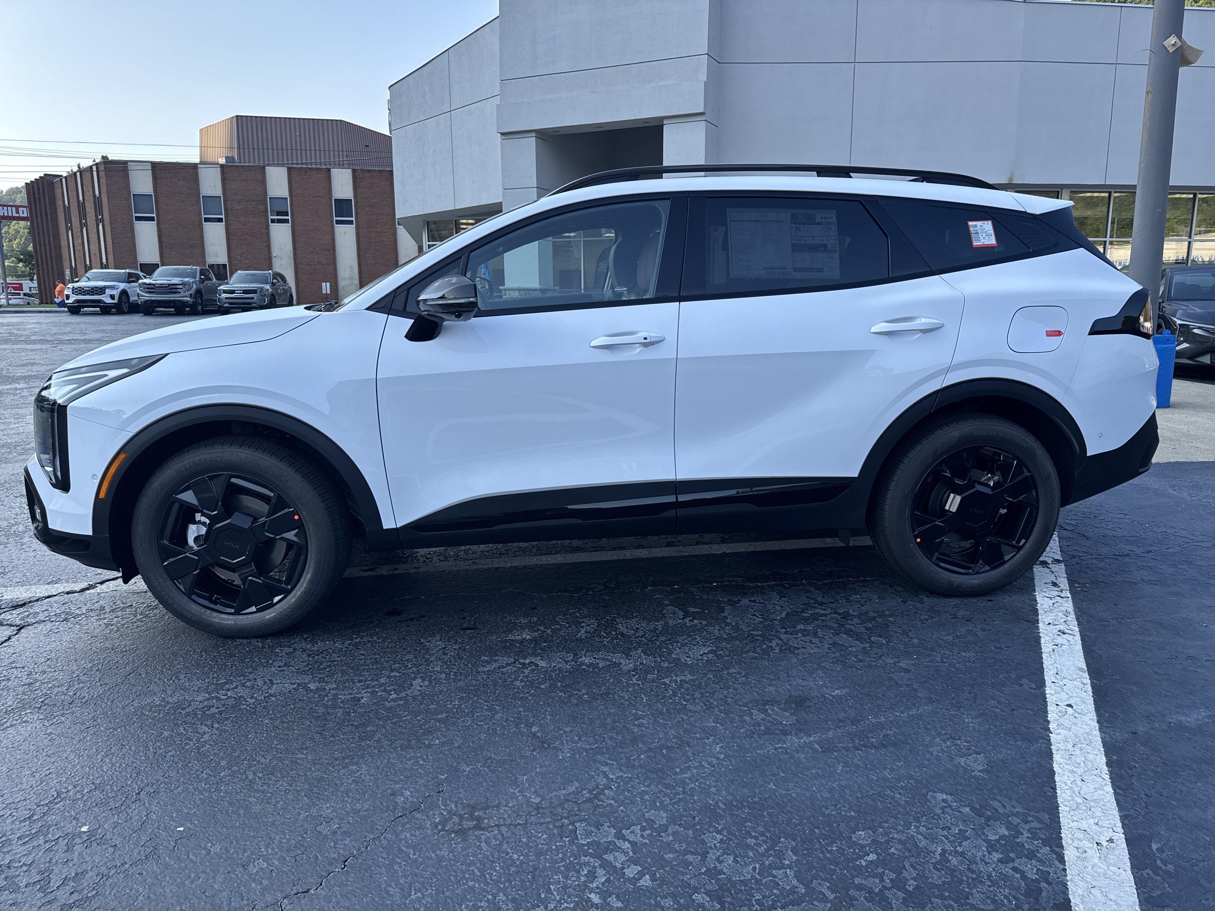 New 2026 Kia Sportage X-Line w/ X-Line Technology Package AWD/4WD image 4
