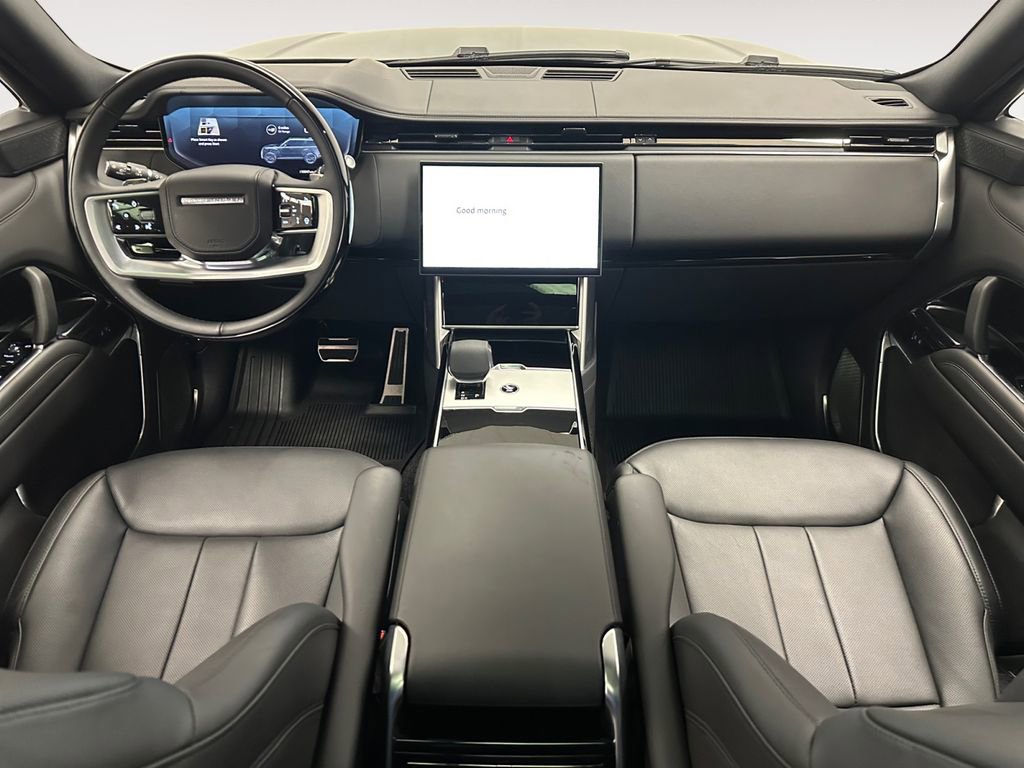 Used 2025 Land Rover Range Rover Autobiography image 10