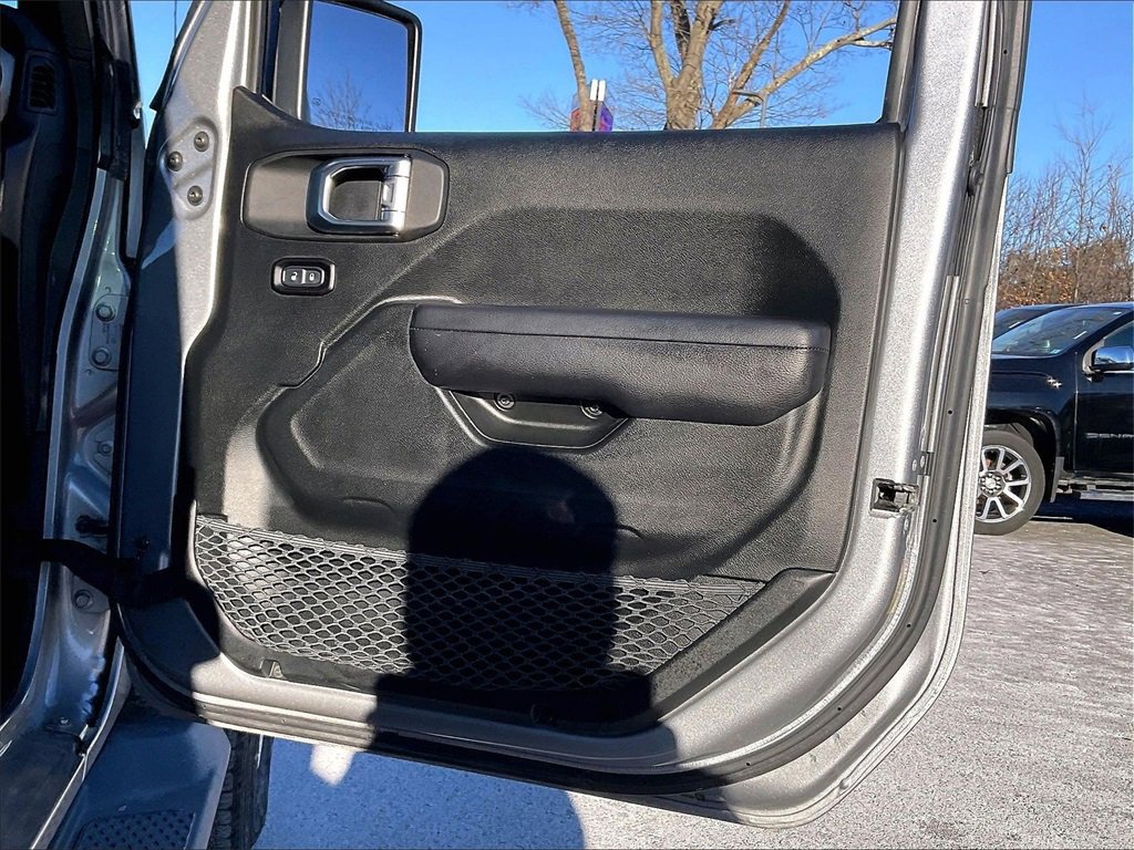 Used 2020 Jeep Gladiator Sport w/ Quick Order Package 24S image 11