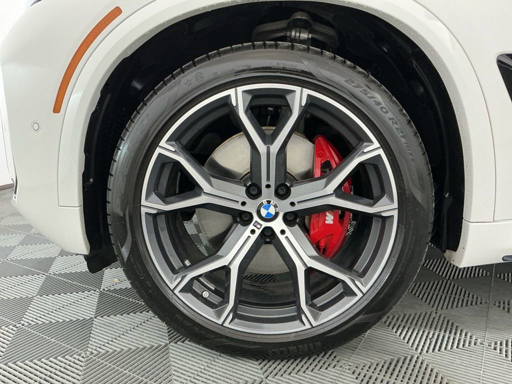 Certified 2024 BMW X5 xDrive40i w/ M Sport Package AWD/4WD image 34