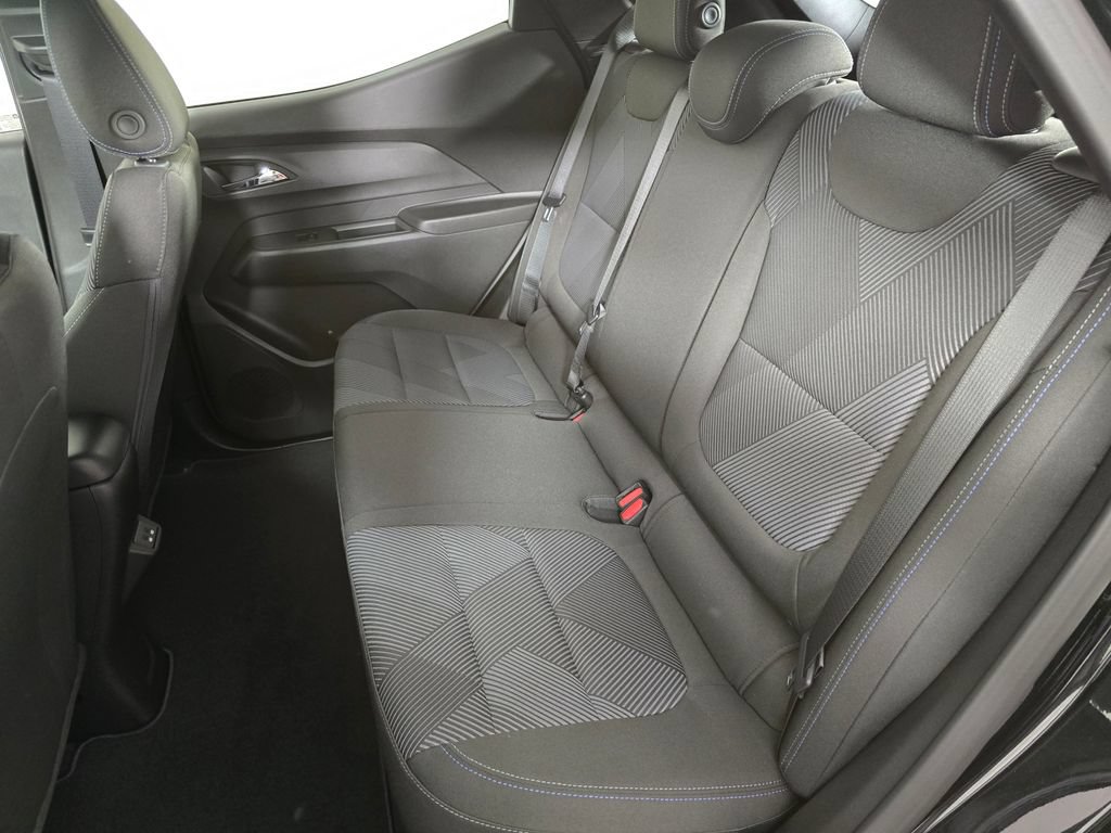 New 2027 Chevrolet Bolt LT w/ Comfort Package FWD image 19
