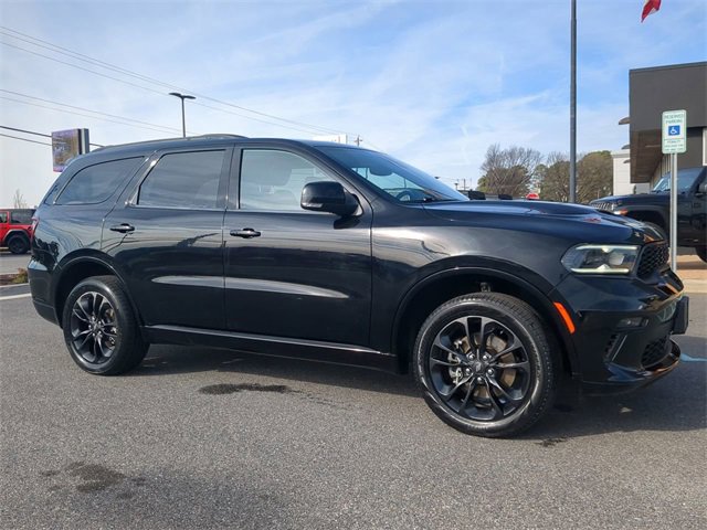 Used 2022 Dodge Durango GT image 2