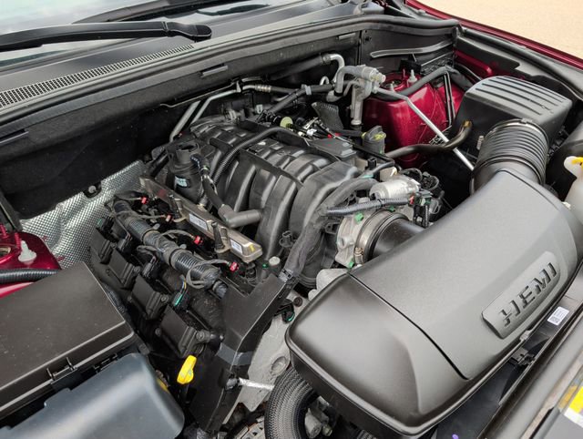 Used 2025 Dodge Durango R/T AWD/4WD image 30