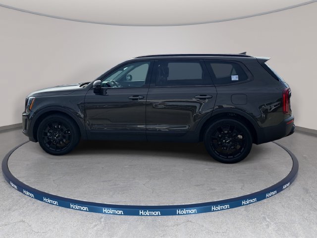 Used 2022 Kia Telluride SX w/ Nightfall Edition Package AWD/4WD image 9