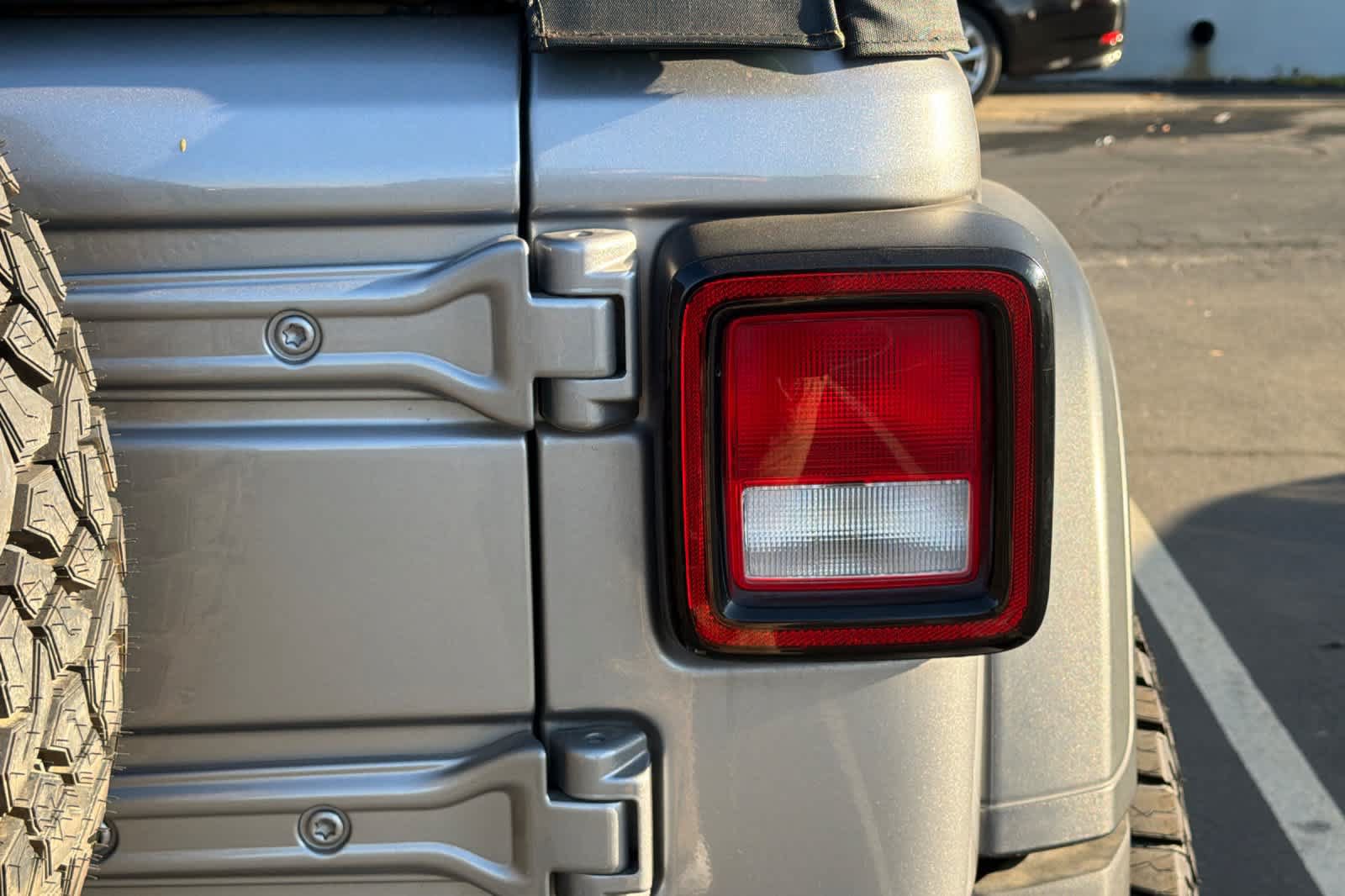 Used 2018 Jeep Wrangler Unlimited Sport AWD/4WD image 15
