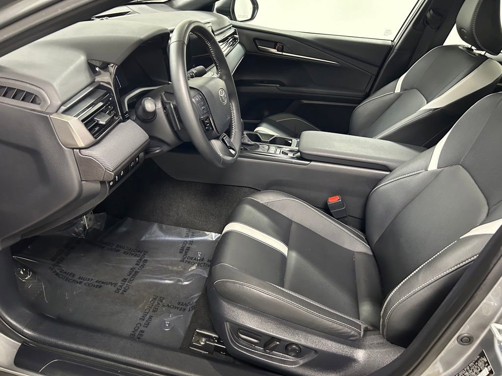 Certified 2025 Toyota Camry SE FWD image 12