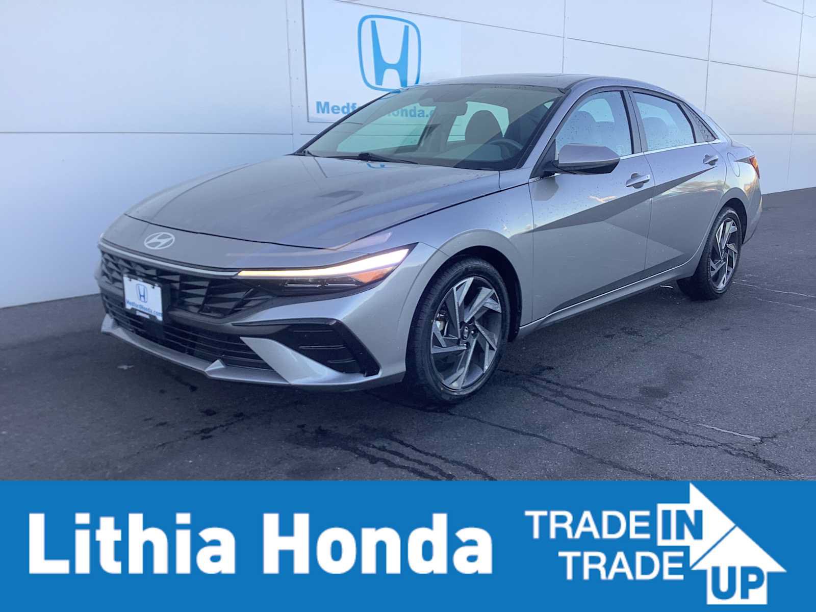 Used 2025 Hyundai Elantra SEL
