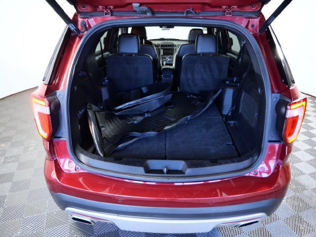 Used 2016 Ford Explorer Platinum AWD/4WD image 9