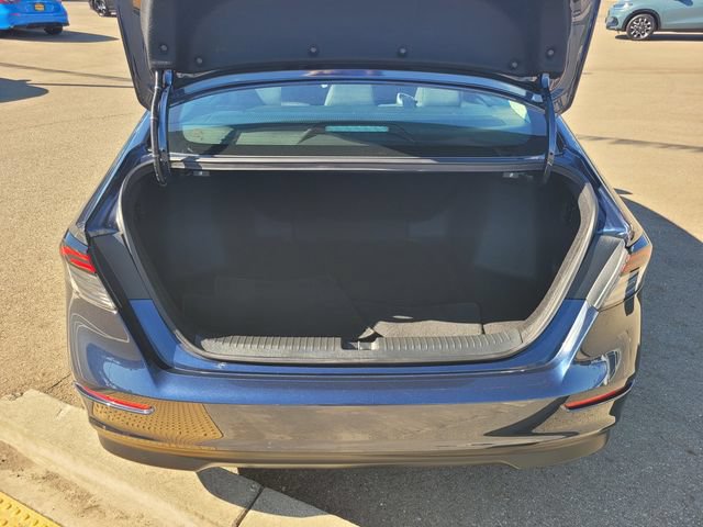 Used 2024 Honda Accord EX image 11