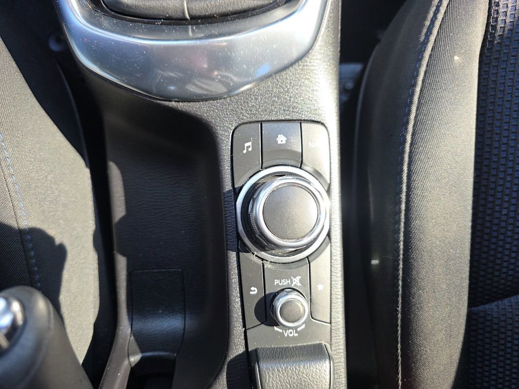 Used 2017 Toyota Yaris iA image 27