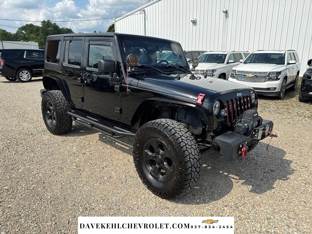 Used 2015 Jeep Wrangler Unlimited Sahara AWD/4WD image 7