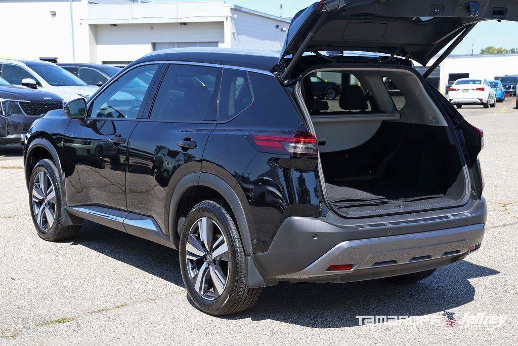 Certified 2023 Nissan Rogue SL w/ SL Premium Package image 21