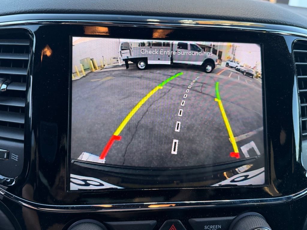 Used 2020 Jeep Grand Cherokee Altitude image 11