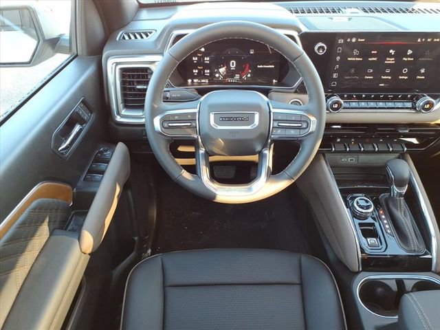 New 2026 GMC Canyon Denali image 18