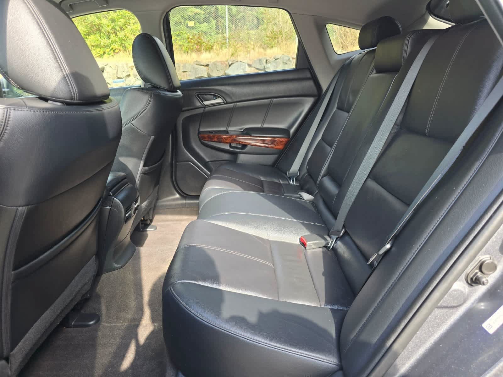Used 2012 Honda Crosstour EX-L image 23