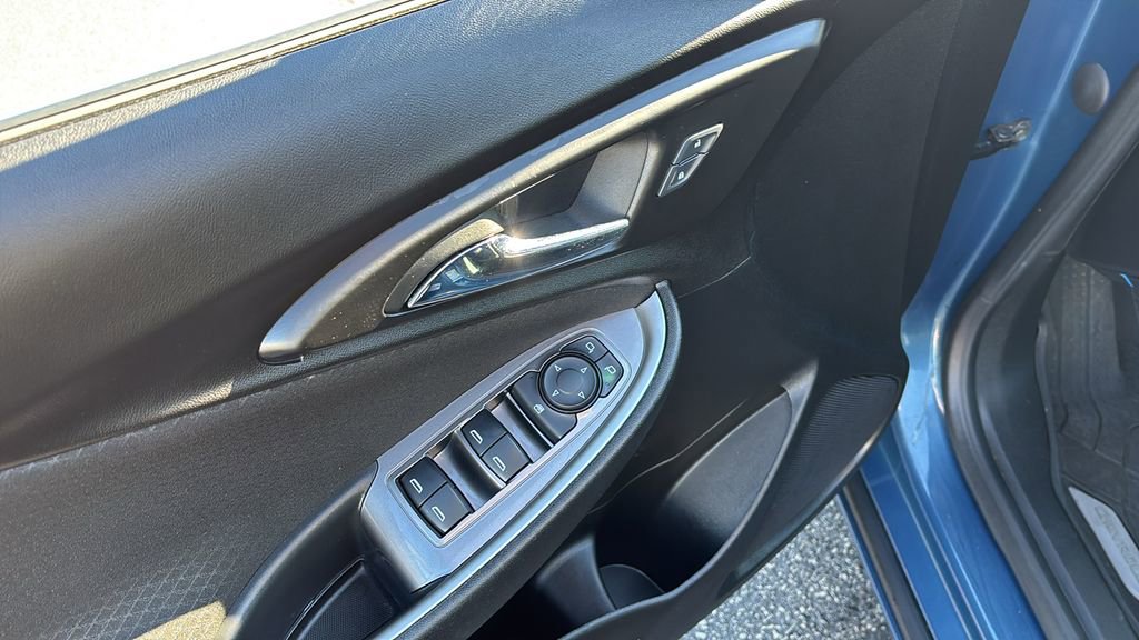 Used 2024 Chevrolet Malibu RS image 14