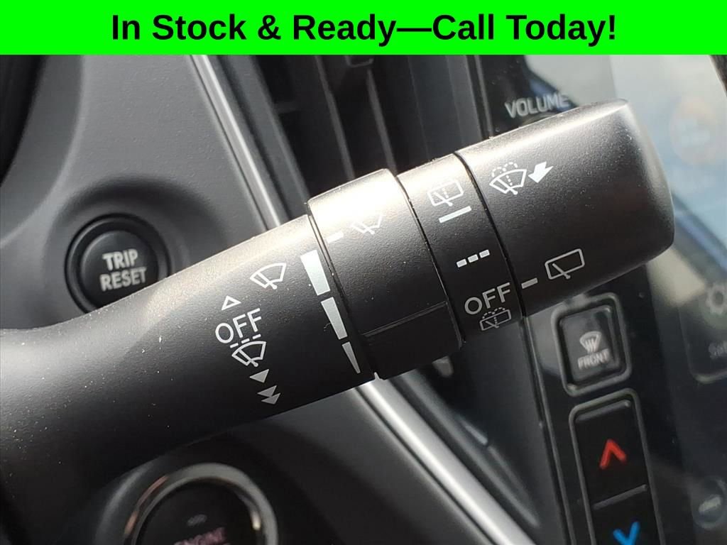 Used 2025 Subaru Crosstrek 2.0i Premium image 22