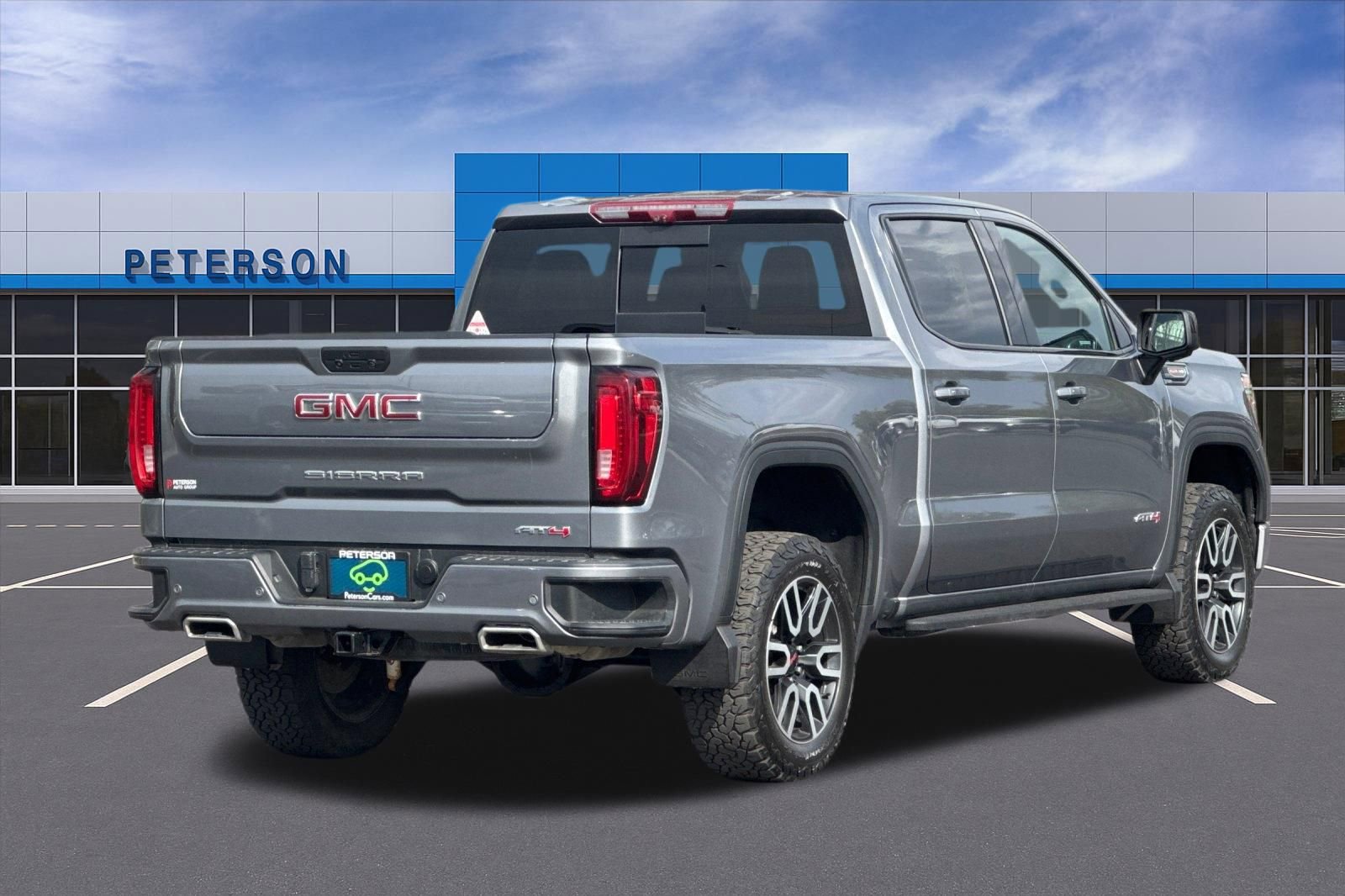 Certified 2022 GMC Sierra 1500 AT4 w/ AT4 Premium Package image 4