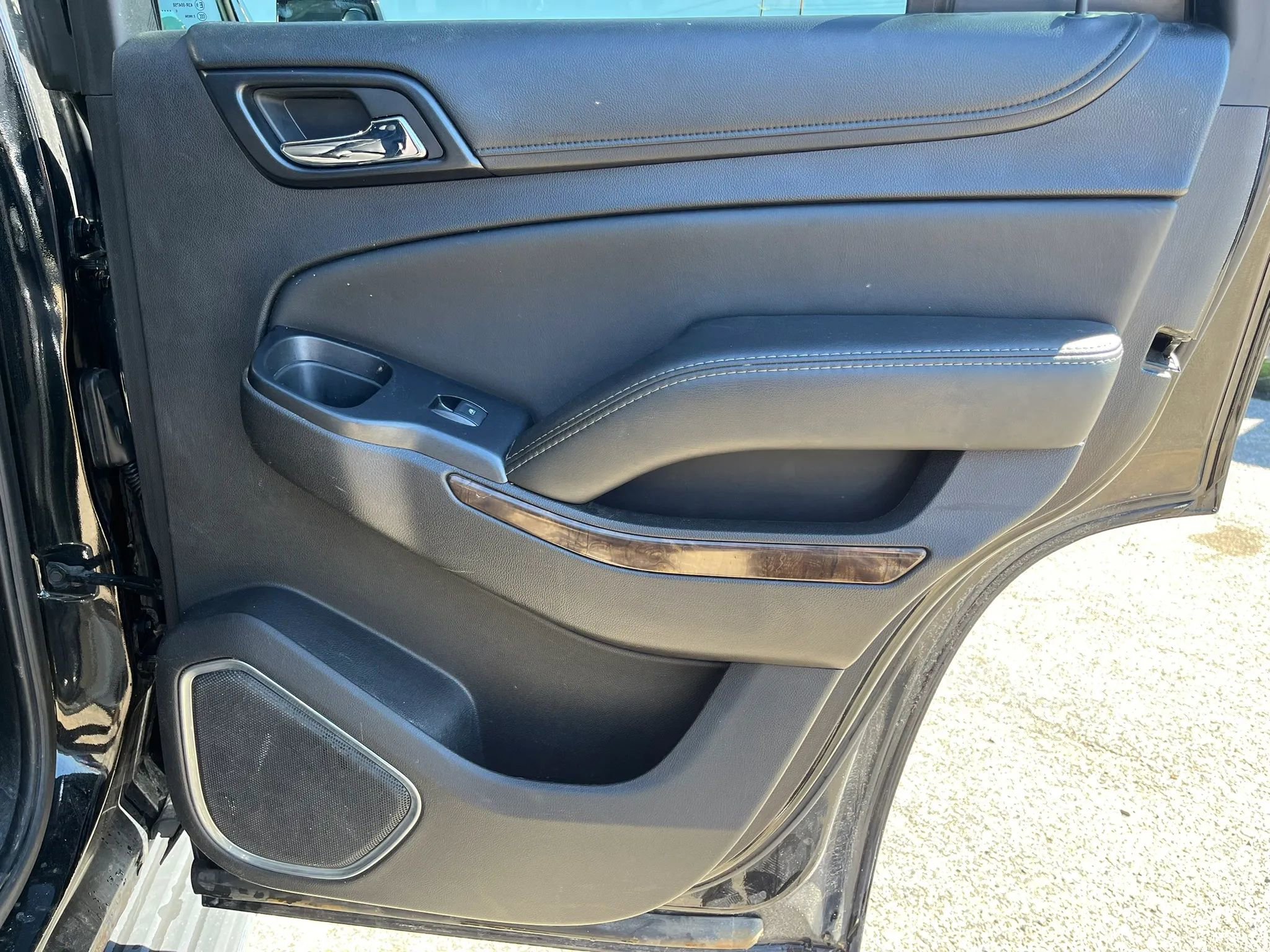 Used 2017 Chevrolet Tahoe LT image 16