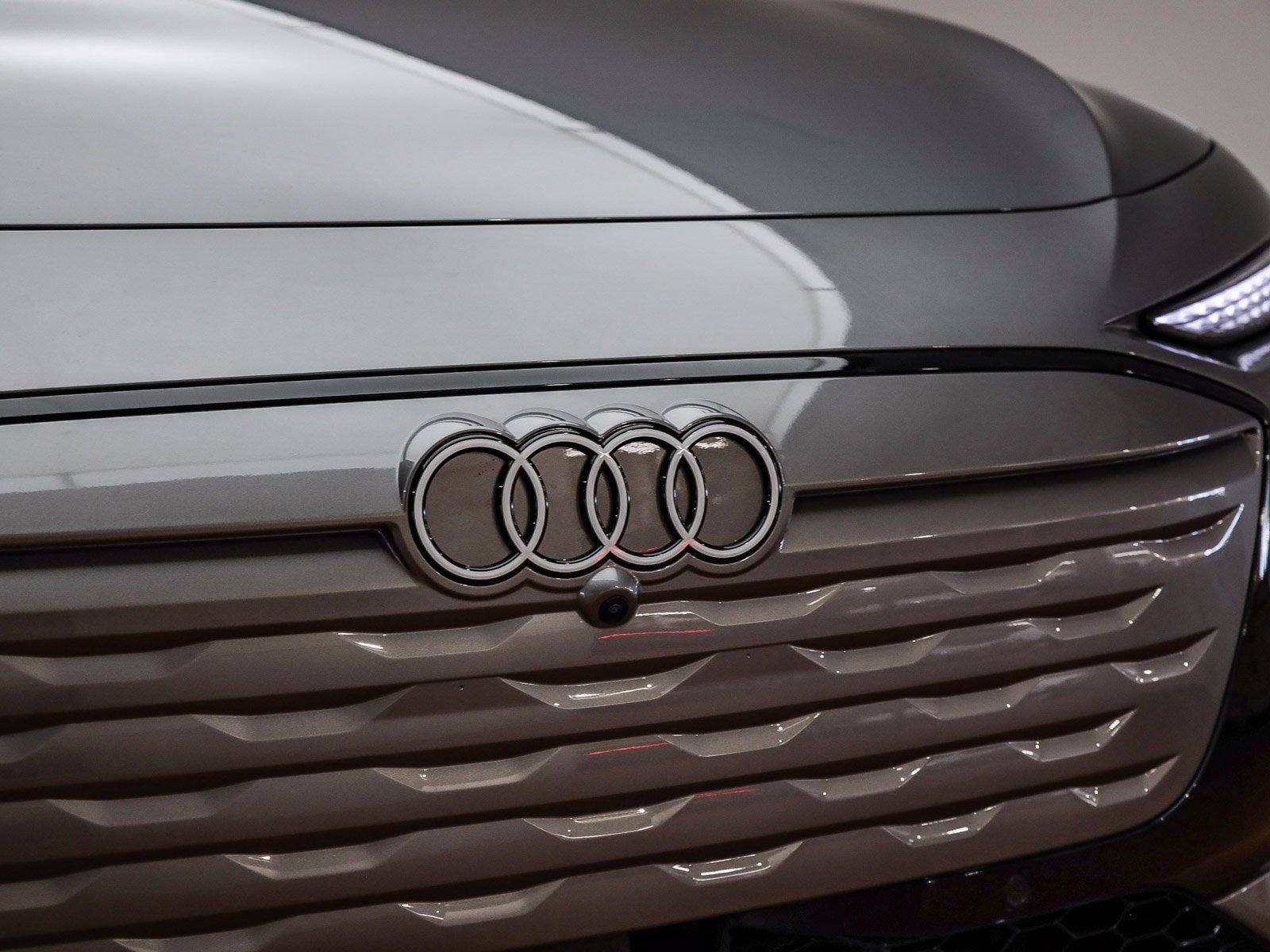 New 2025 Audi A6 e-tron Premium Plus image 6