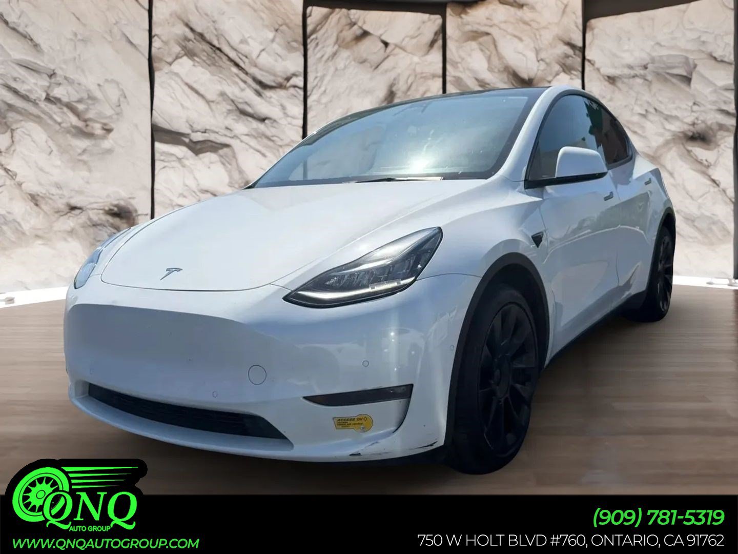 Used 2022 Tesla Model Y Long Range AWD/4WD image 1