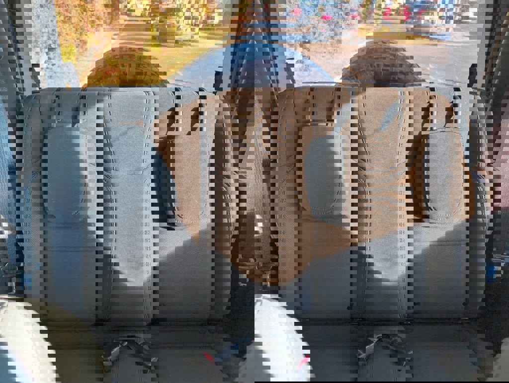 Used 2022 Jeep Wrangler Sport image 25