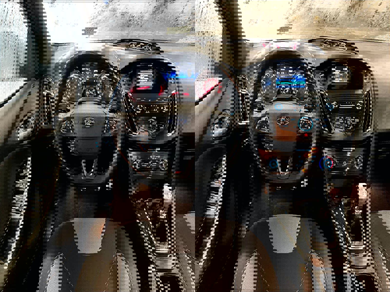 Used 2018 Ford Focus ST image 17