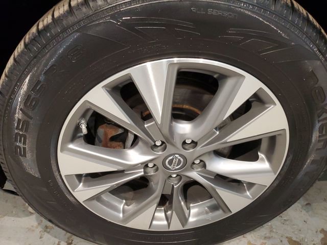 Used 2018 Nissan Murano SL w/ Cargo Package image 28