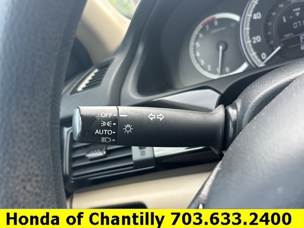Used 2016 Honda Accord LX image 10