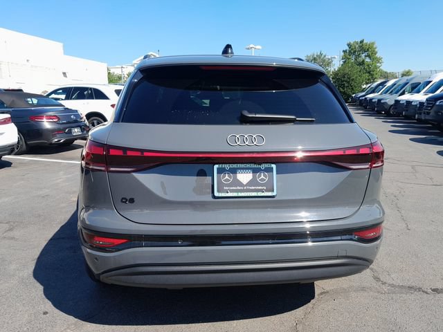Used 2025 Audi Q6 e-tron Premium Plus w/ Premium Plus AWD/4WD image 21