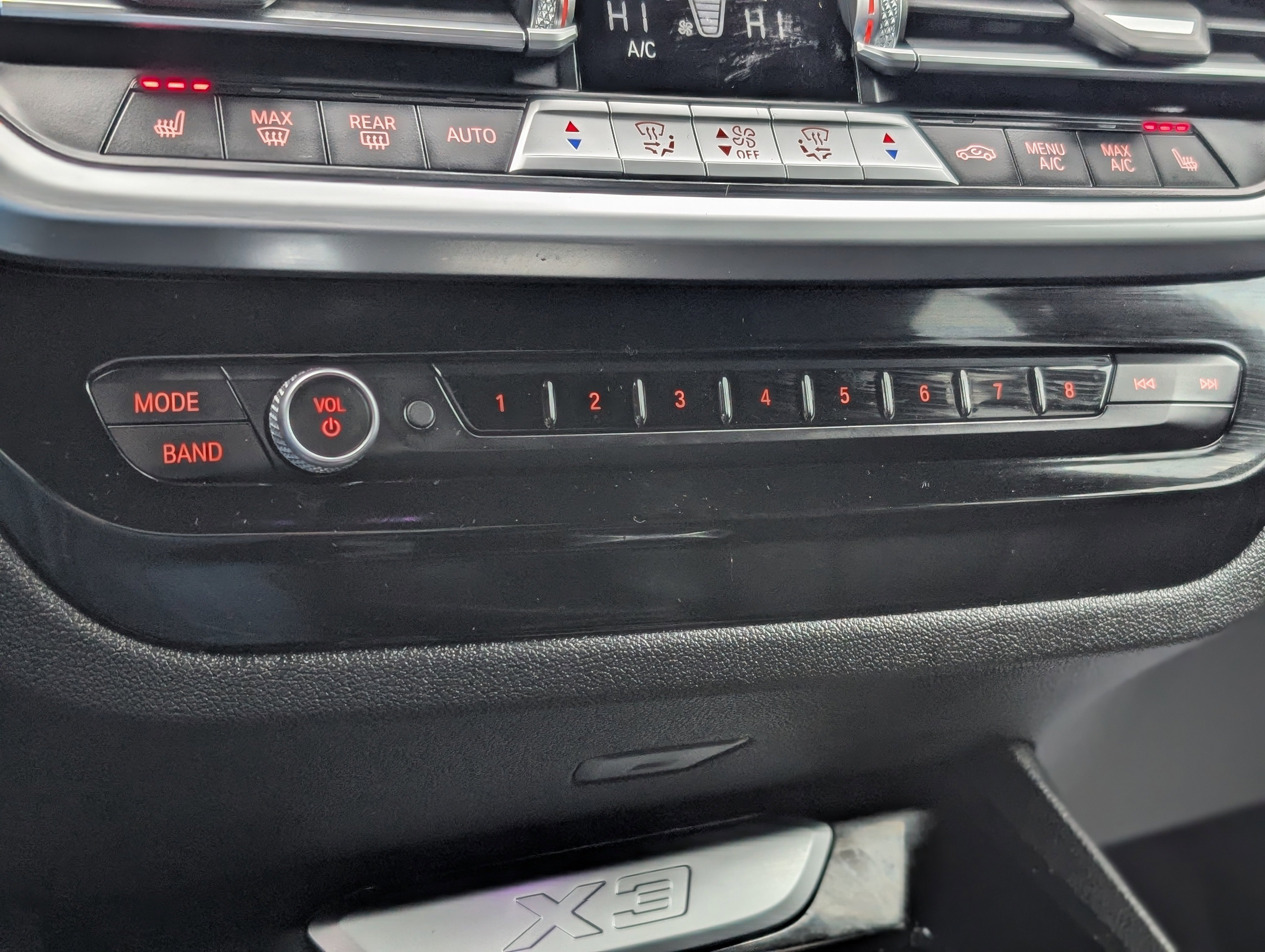 Used 2024 BMW X3 xDrive30i image 25