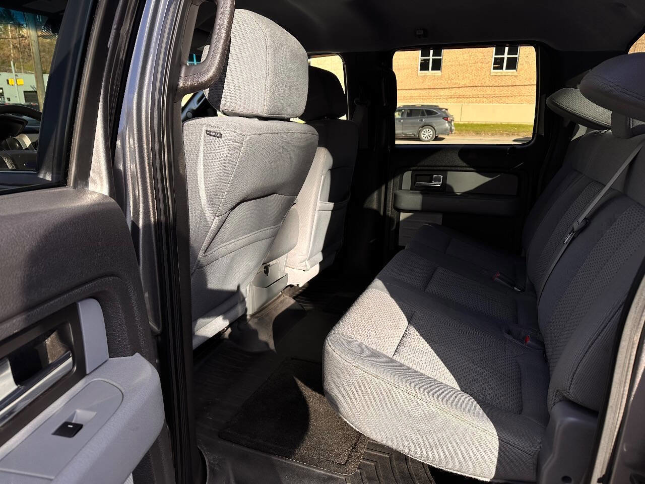 Used 2013 Ford F150 XLT w/ Luxury Equipment Group image 10