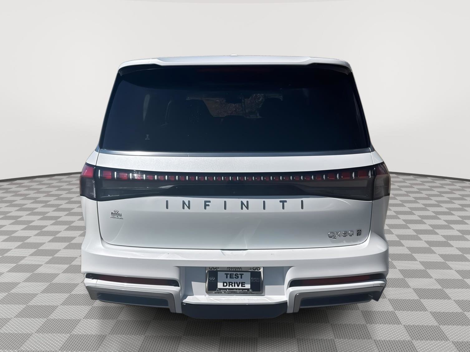 Certified 2025 INFINITI QX80 Sensory image 7