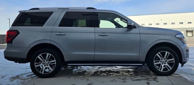 Used 2023 Ford Expedition Limited image 6