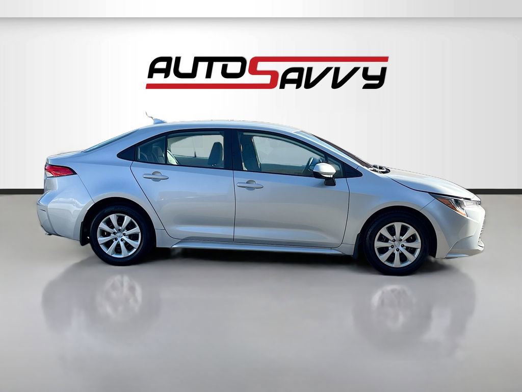 Used 2025 Toyota Corolla LE image 8