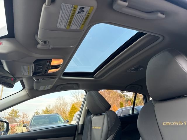 Used 2021 Subaru Crosstrek 2.5i Sport w/ Moonroof Package image 21
